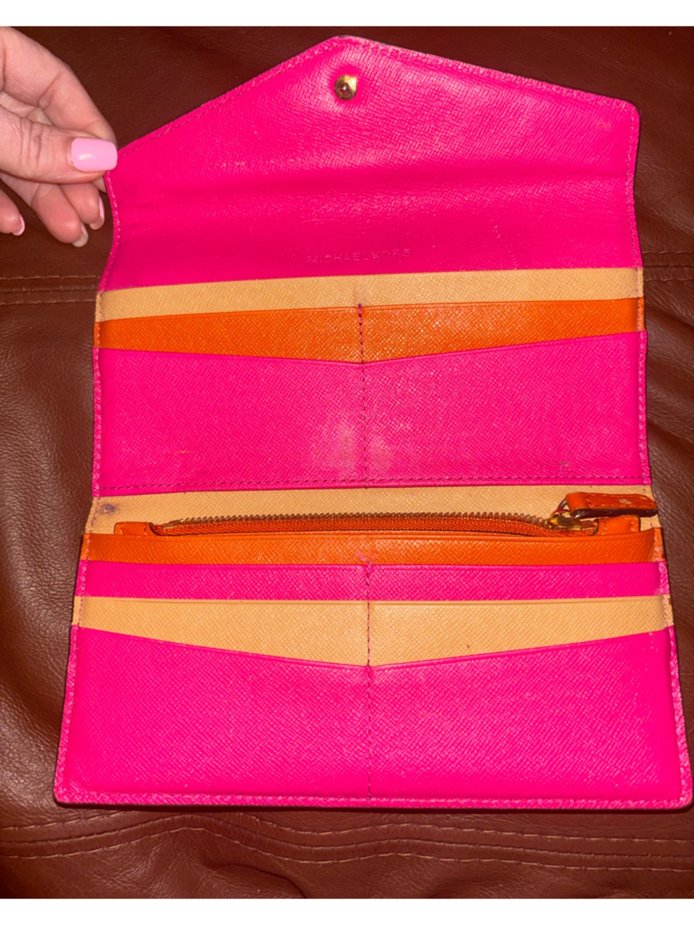 Beautiful Coach Tan Leather Envelope Wallet with Gold-Tone Snap - Picture 4 of 7